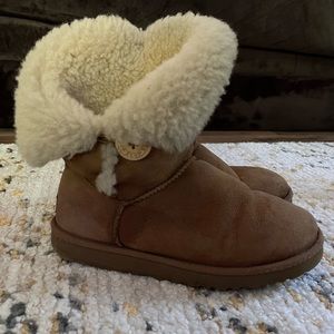 Ugg Women’s Bailey Button